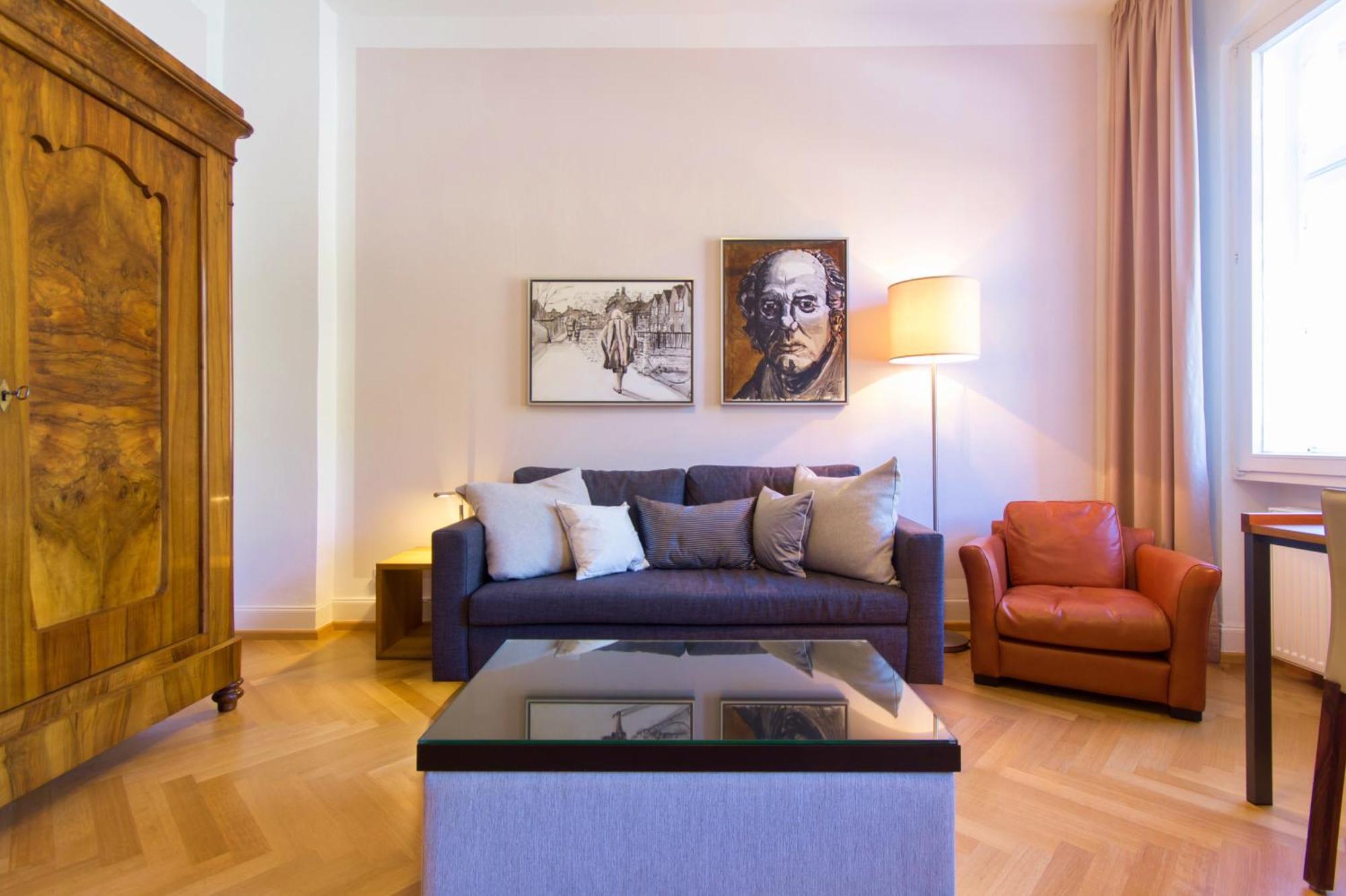 Qube Hotel Bergheim Хайдельберг Экстерьер фото